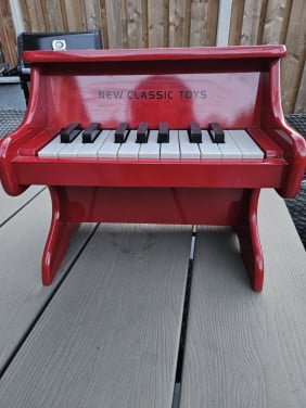 Zgan prachtig New Classic Toys Piano voor kinderen stevige houten kwaliteit