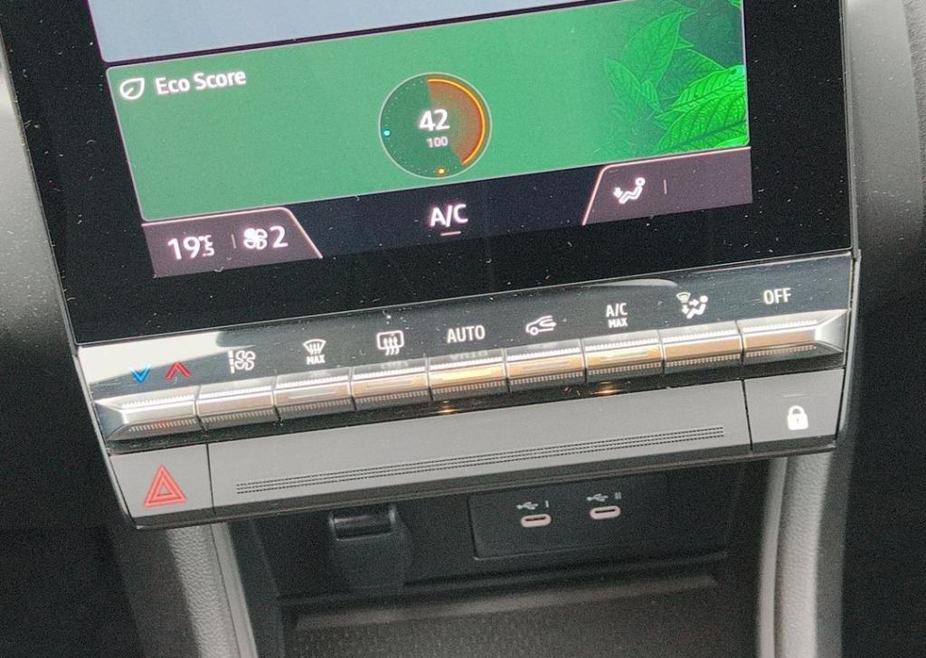 Renault Captur 1.6 e-tech full hybrid 145 techno