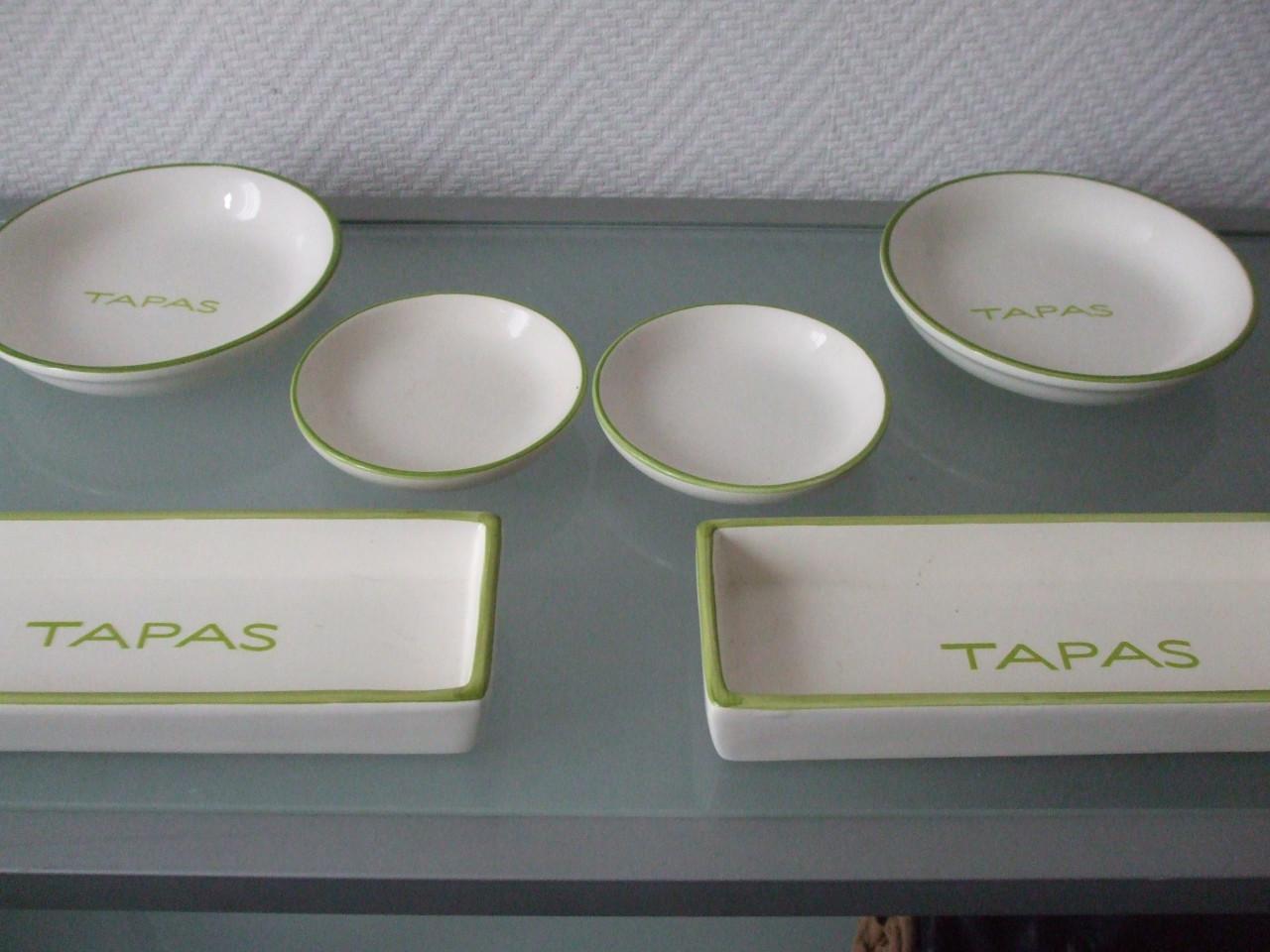 Te koop leuk tapassetje.(nieuw).