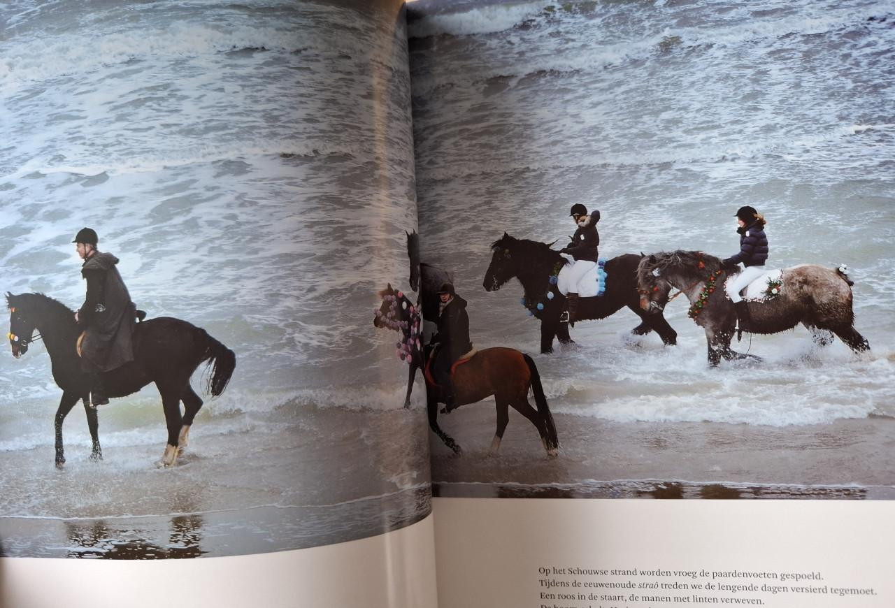 Zeeland belicht 3x), door Jan van Damme, fotografie Ruden Riemens