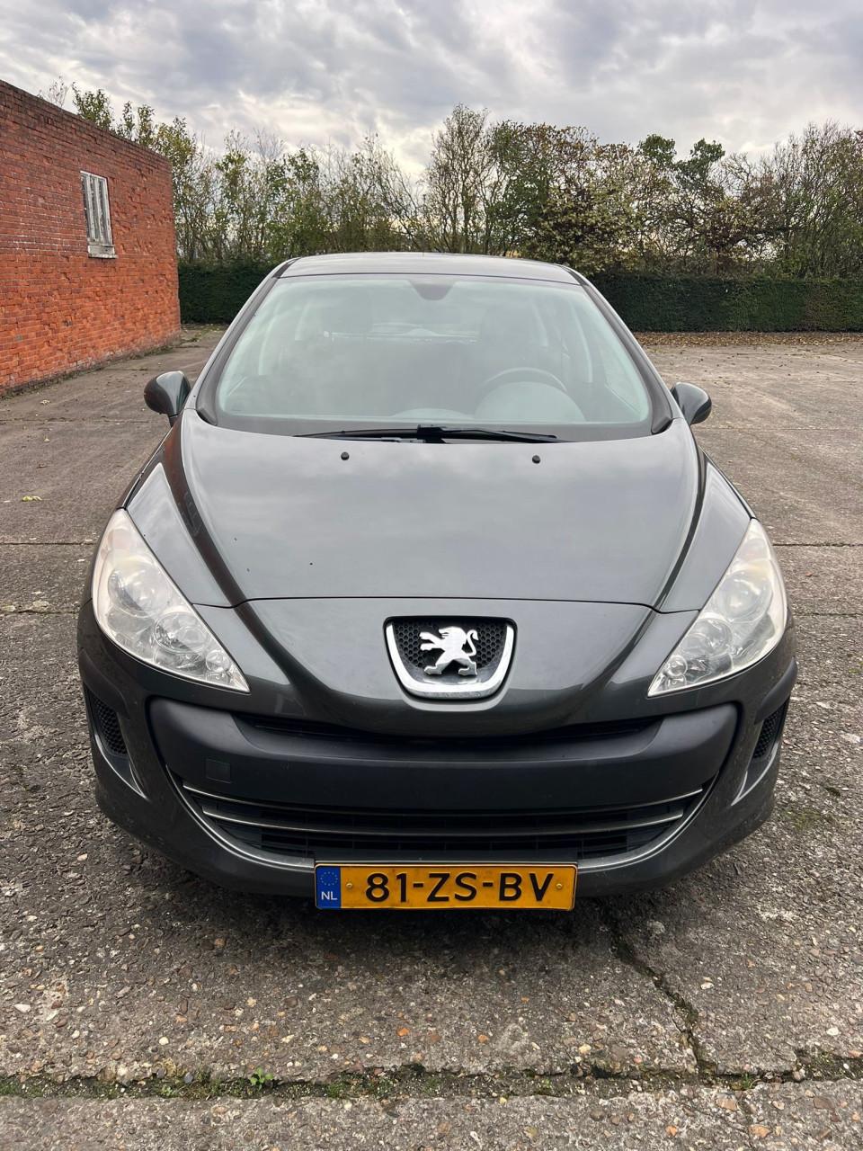 Peugeot 308 hatchback (mei 2008)