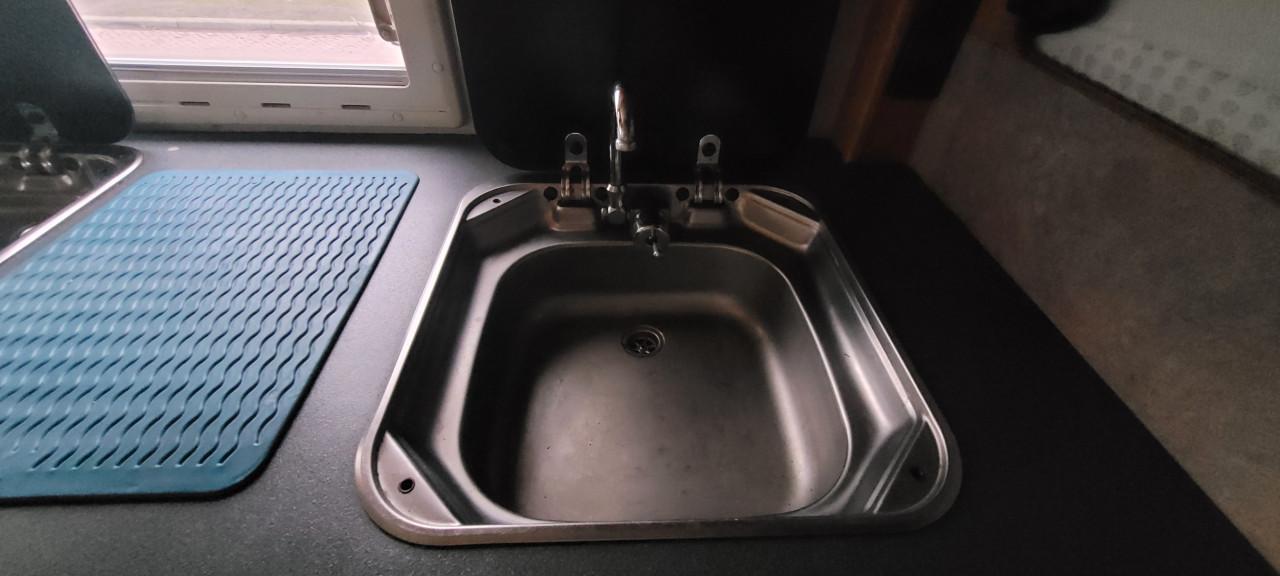 Camper Benimar Europe 6000 st