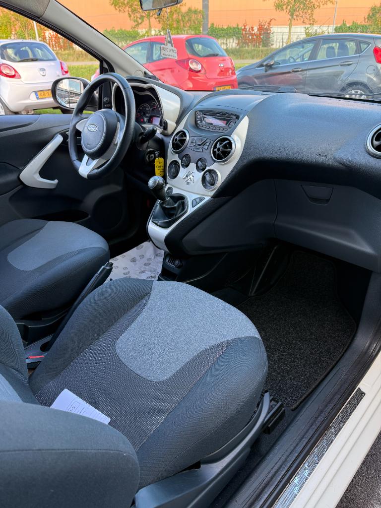 Ford KA 1.2 titanium - airco - 1e eigenaar