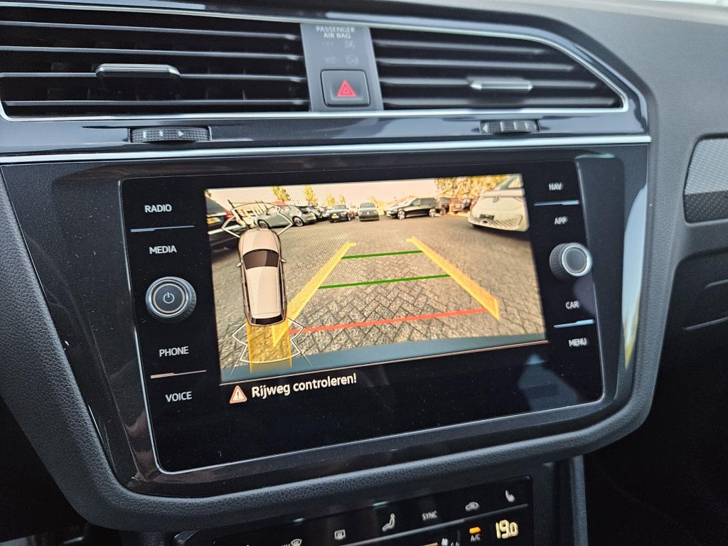 Volkswagen Tiguan 1.5 tsi r-line business+ | elek. trekhaak | keyless