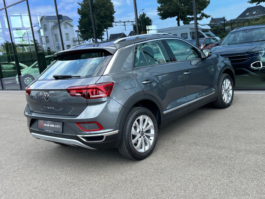 Volkswagen T-roc 1.5 tsi 150pk dsg style carplay | camera | keyless | elek.