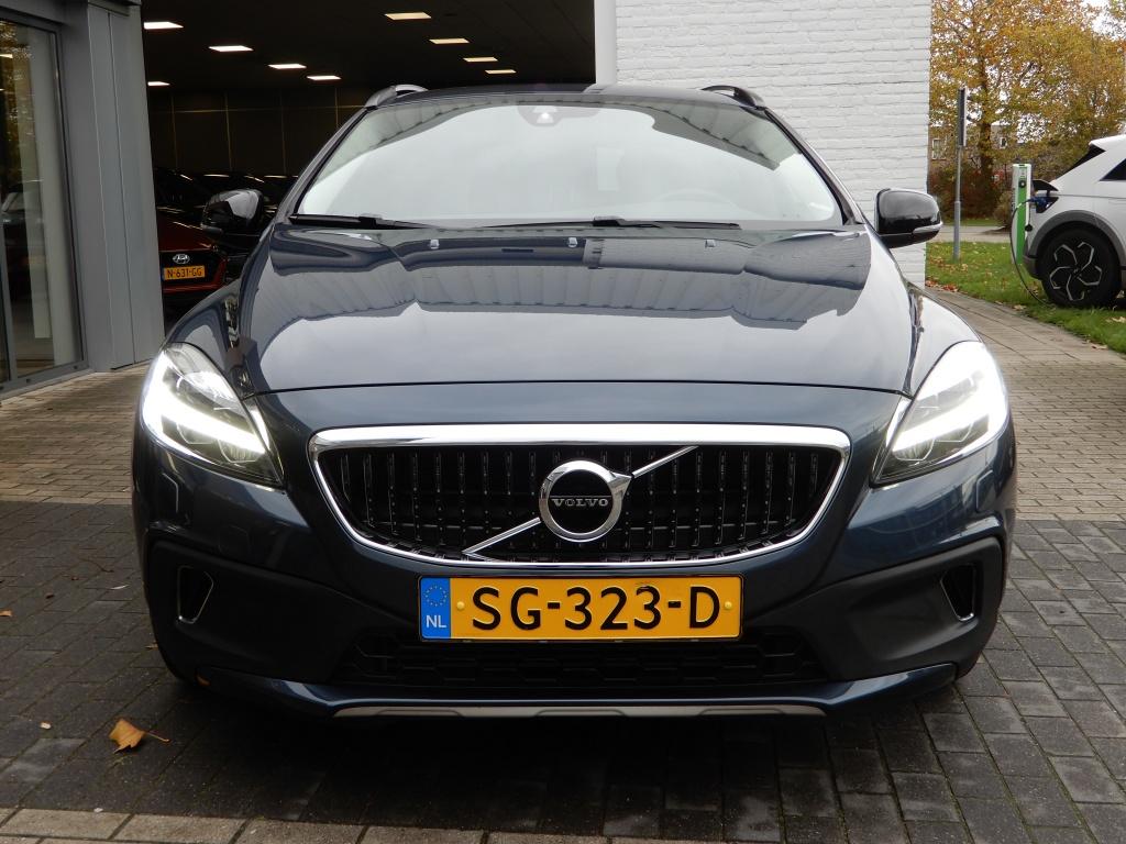 Volvo V40 cross country 1.5 t3 nordic+ | nl auto | lage km stand | dealer o