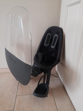 Qibbel Air Fietsstoeltje Voor - Zwart met scherm (in goede staat )