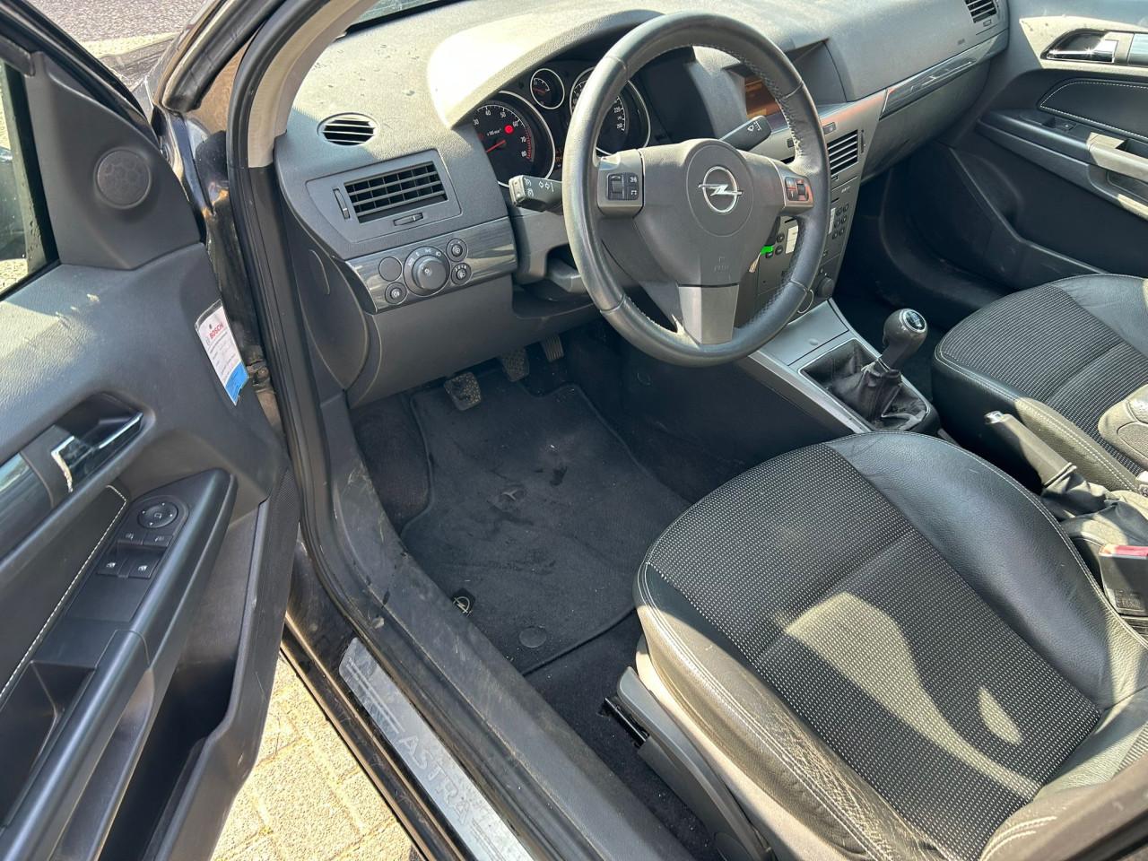 Opel Astra Wagon 1.6 Elegance Auto.Airco Cruise LM Velgen Trekhaak APK