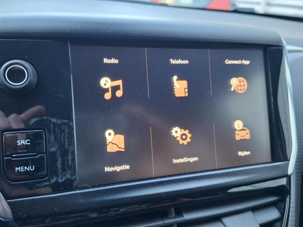 Peugeot 2008 suv 110 allure automaat clima/nav/trekhaak