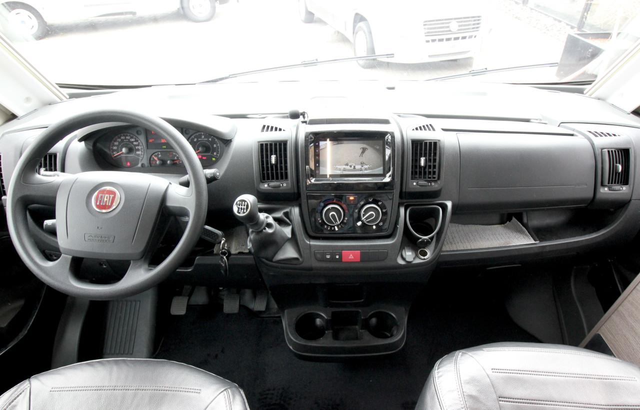 Mclouis Nevis 68 Diamond (Queensbed + Hef ) Klaar voor kampeerseizoen 2026!