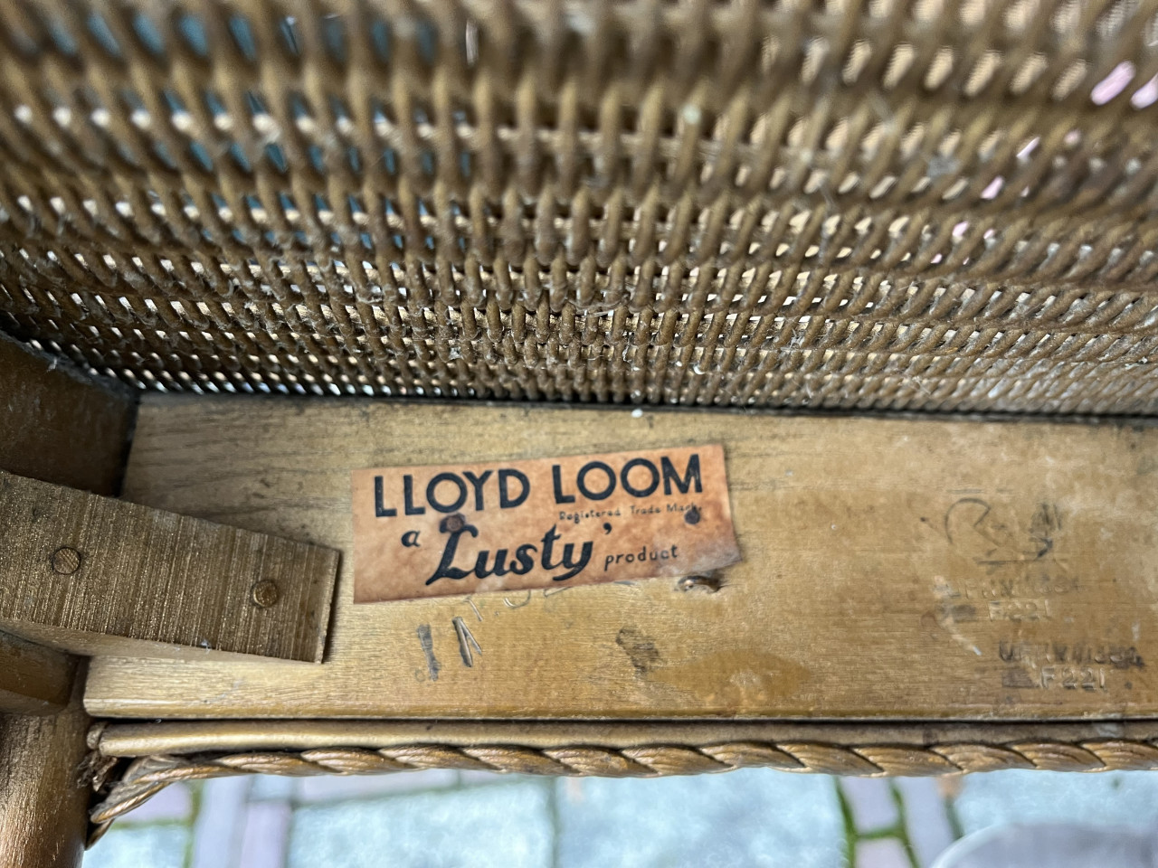 Engelse originele Loyd Loom stoeltjes hocker en opbergmand.