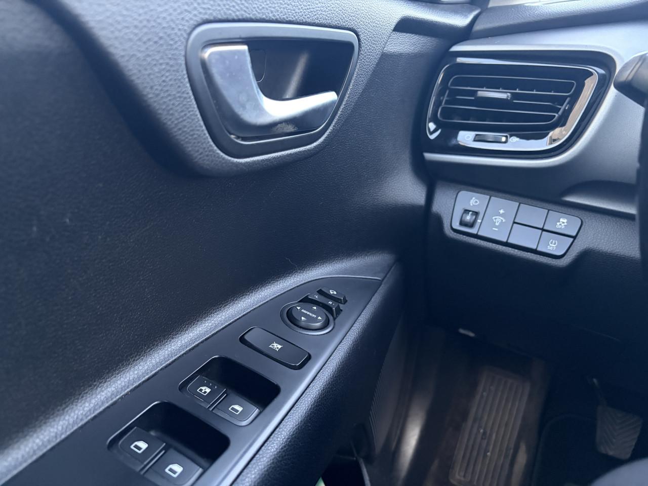 Kia Stonic 1.0 T-GDI Sports edition AIRCO CAMERA PDC CCT 2020 104DKM