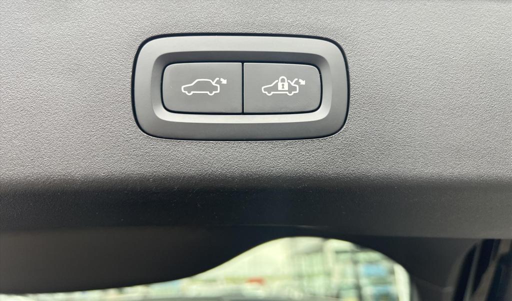 Lynk & Co 01 1.5 261pk phev 7dcth , panodak , adaptive cc , carplay