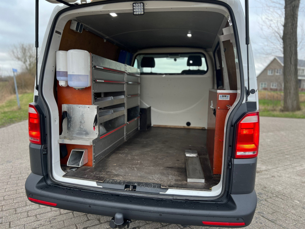 Volkswagen Transporter 2.0 tdi l2h1//kastinrichting//nap//euro6