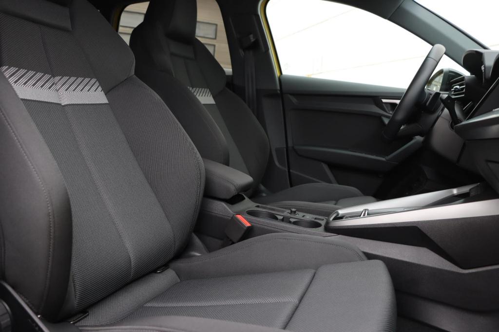 Audi A3 sportback 40 tfsi e s edition 204pk s-tronic | soh 98% l zwart opti