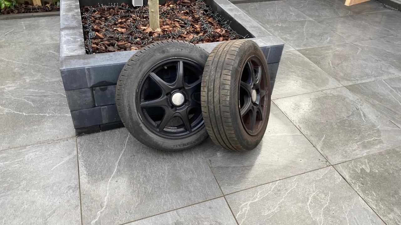 Toyota Aygo Aygo 1.0-12V Comfort Nav. +4 banden 4 velgen