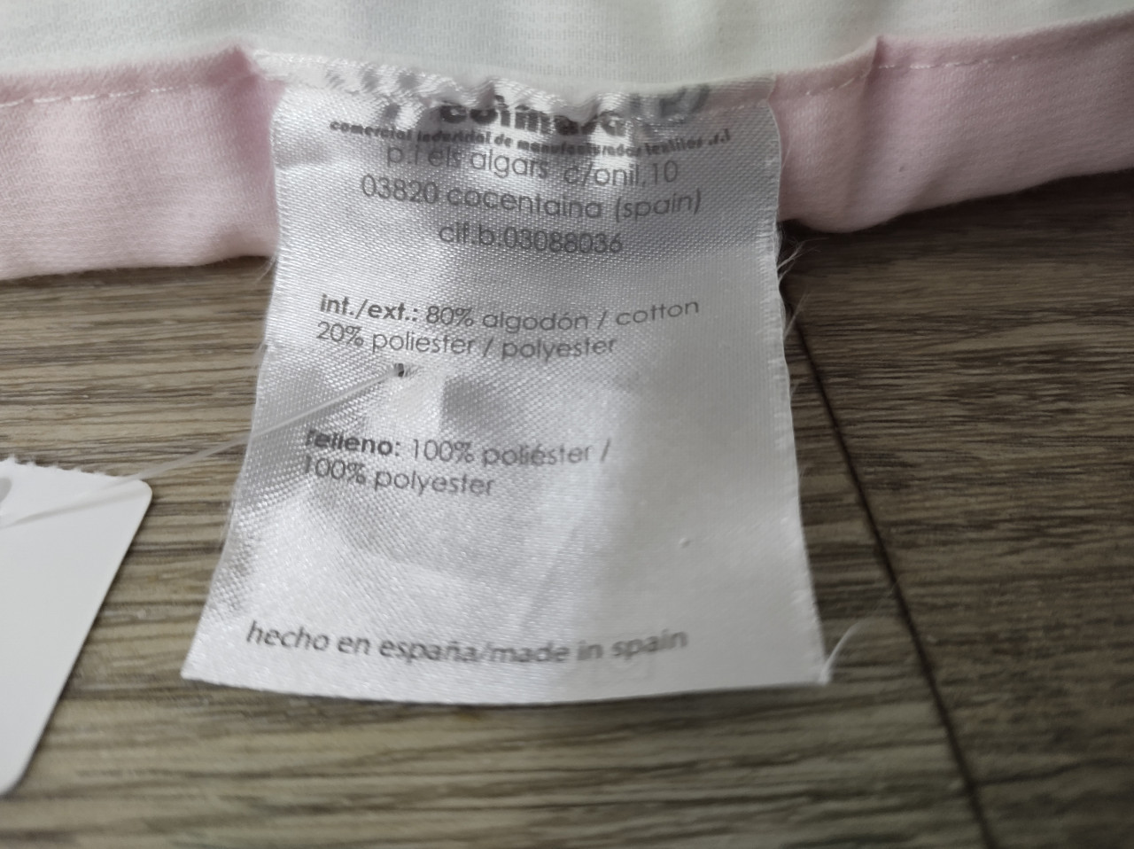 Bedrand of Bed- bumper. Metk: Petite Star. Voor baby's