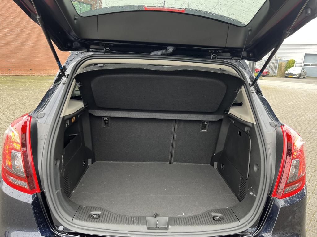 Opel Mokka 1.4 turbo innovation 9dkm !!!!