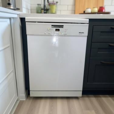 Miele vrijstaande Vaatwasser als nieuw en weinig gebruikt met handleiding