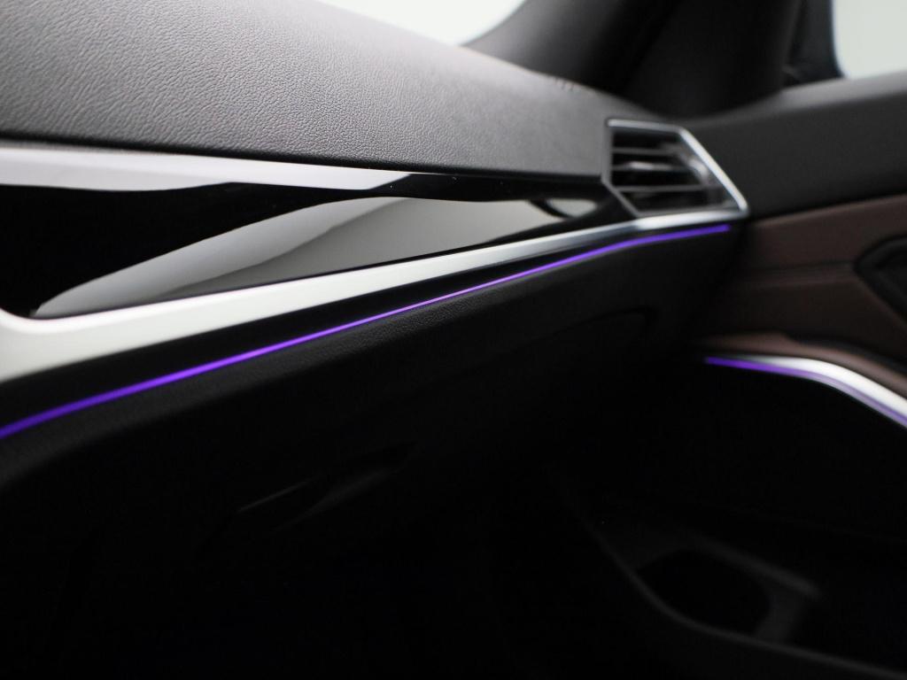 BMW 3-serie 330e edrive edition | automaat | lmv | leder | 360 camera | par