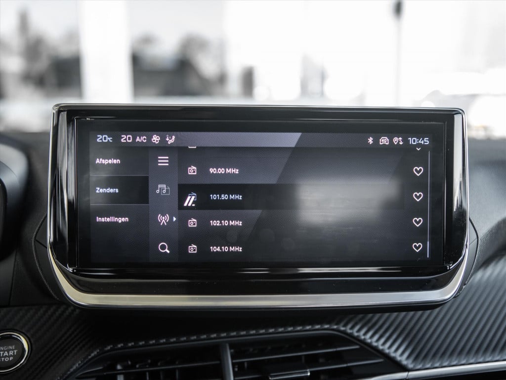 Peugeot 2008 1.2 puretech 100pk allure | camera | stoelverwarming | carplay