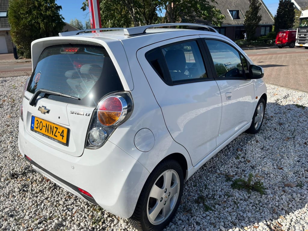 Chevrolet Spark 1.2 16v lt