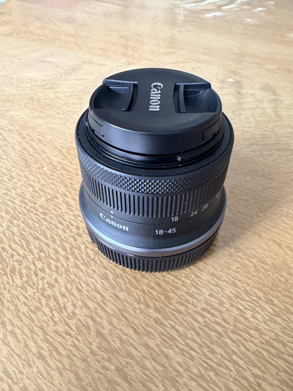 Canon RF-S18-45 mm f4.5-6.3 IS-stm