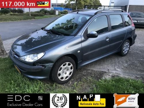 Peugeot 206 sw 1.4 station 2e eigenaar | 117.000 km met nap | trekhaak etc.