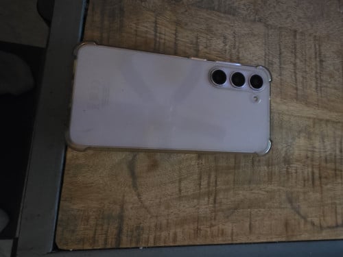 Samsung S23