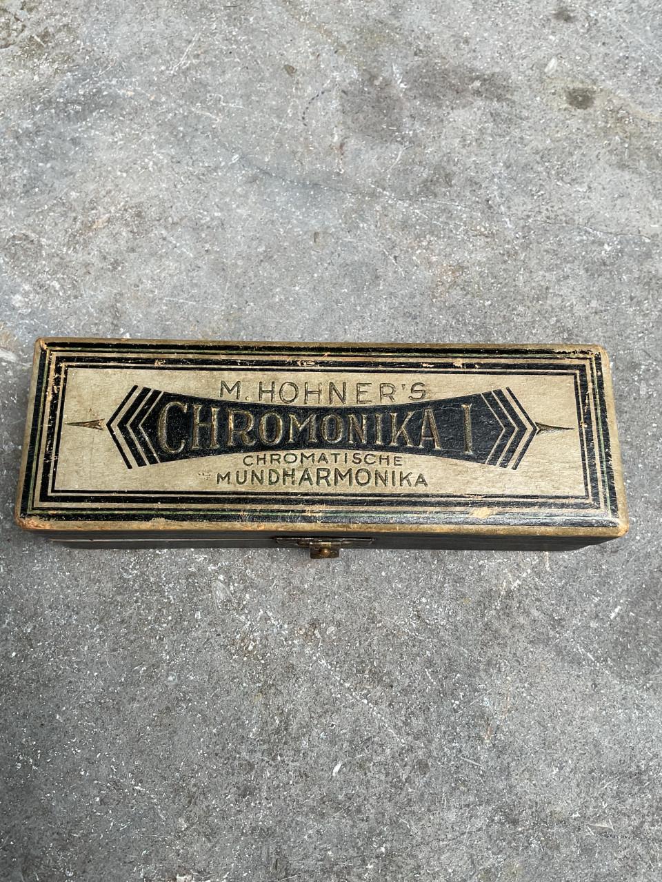 Hohner Chromonika 1 .