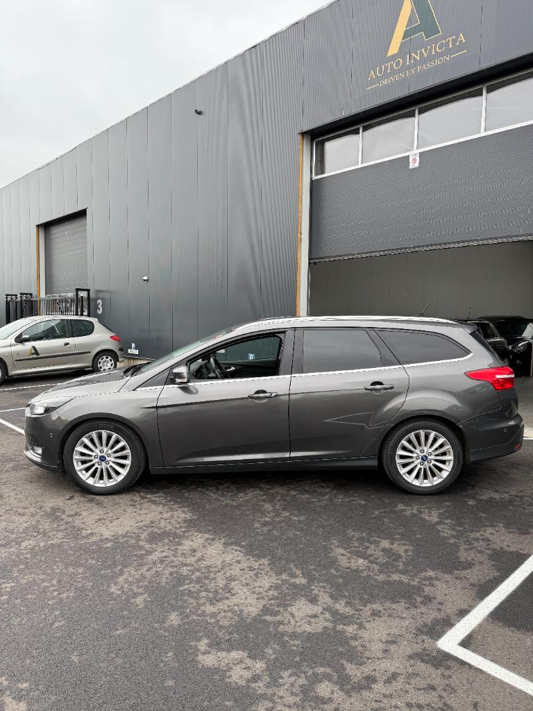 Ford Focus 1.0 - titanium edition