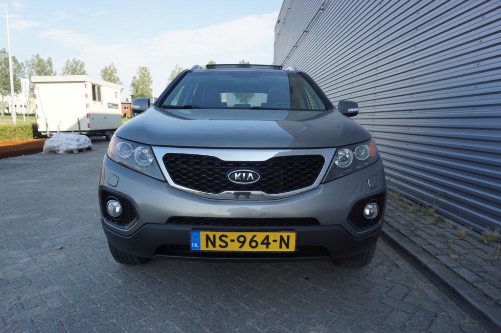 Kia Sorento 2.2 crdi x-clus. 7p. automaat - climate / navi / cruise / leder