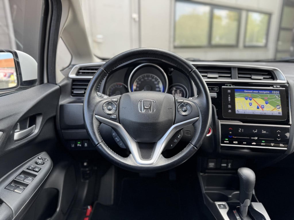 Honda Jazz 1.3 i-vtec elegance automaat | navigatie | camera | stoelverwarm