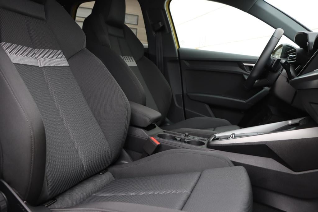 Audi A3 sportback 40 tfsi e s edition 204pk s-tronic | soh 98% l zwart opti