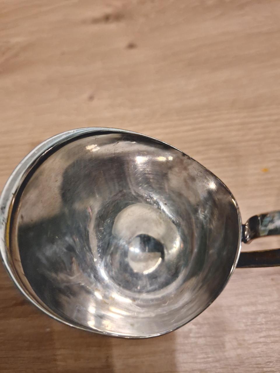 Suikerpotje en melkkannetje DE