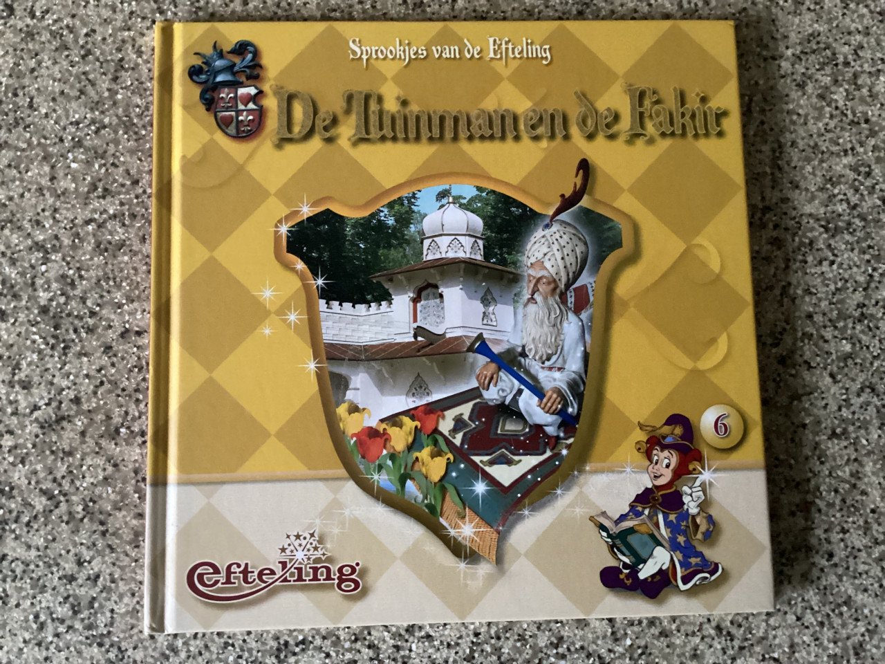 Verschillende sprookjesboekjes van de Efteling.