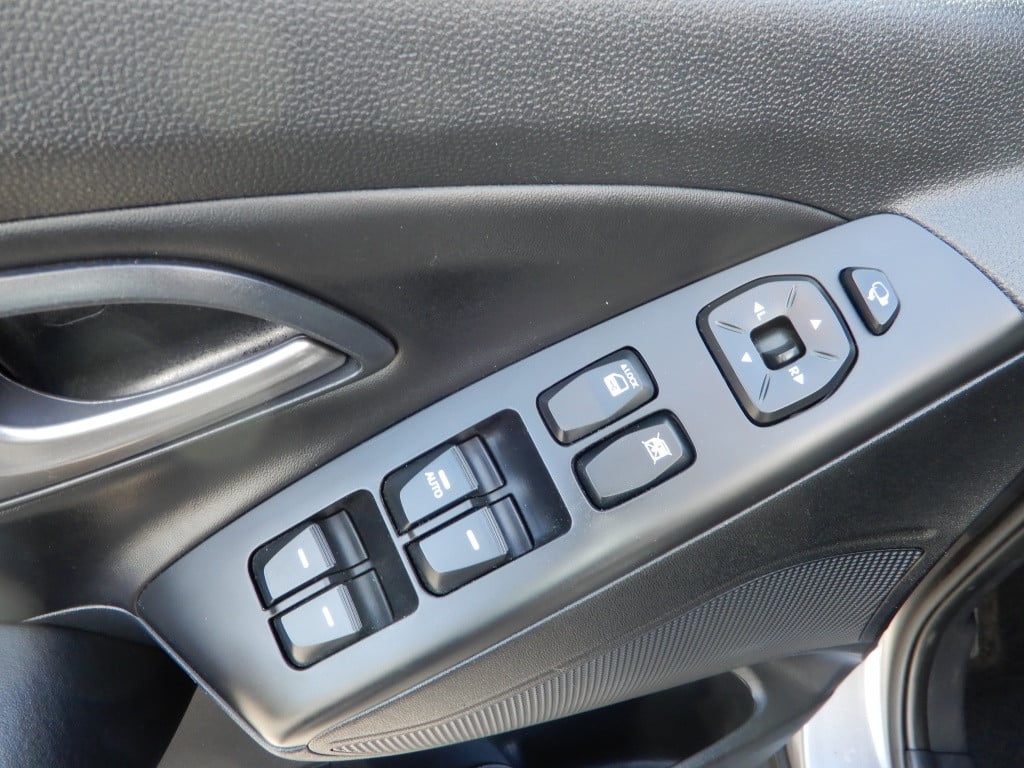 Hyundai Ix35 1.6i gdi go! | trekhaak 1200kg | navigatie | nl auto | achteru