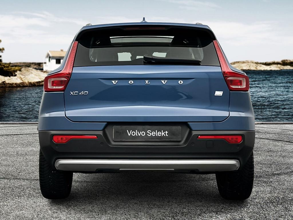 Volvo XC40 t5 262pk recharge ultimate dark| pano| h&k| adap.cruise| camera