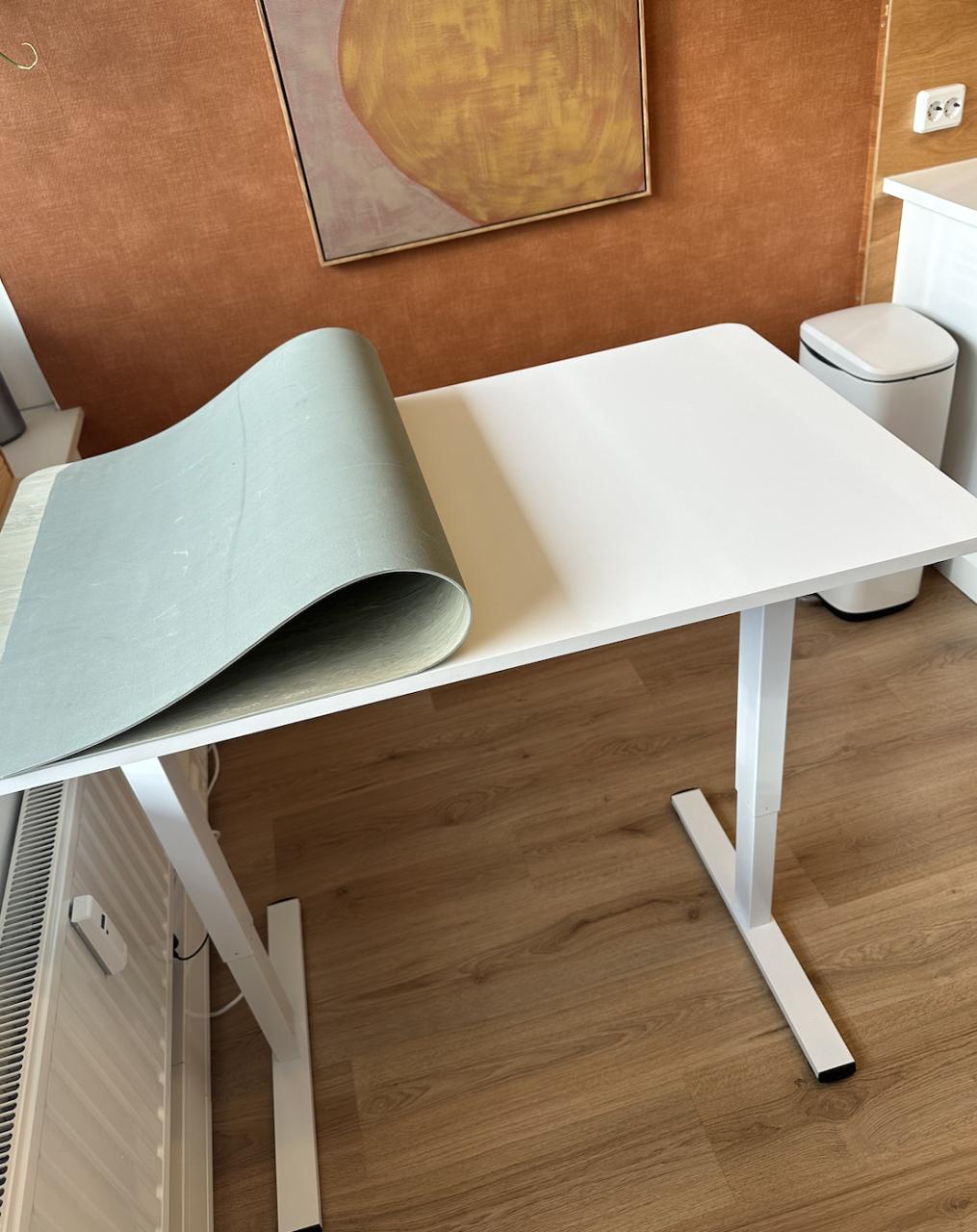 Zit-sta bureau elektrisch / trimtafel 100x60