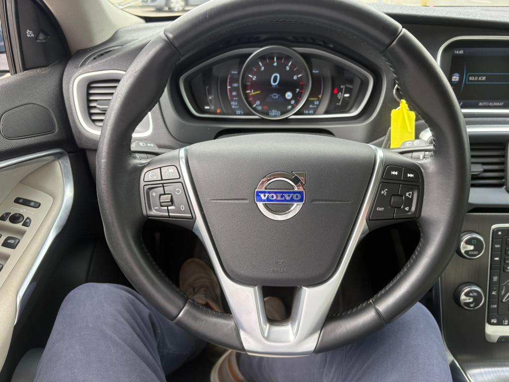 Volvo V40 1.6 t4 momentum