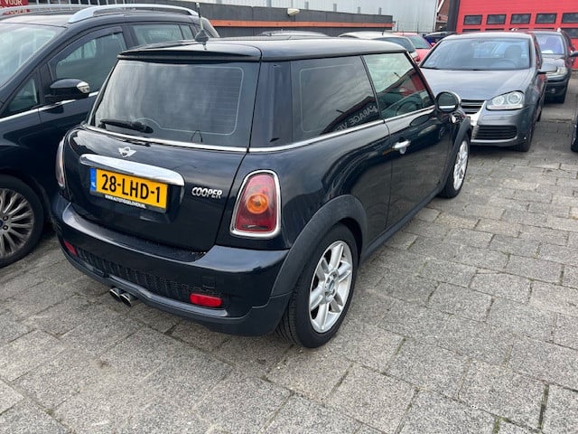 Mini Cooper 1.6