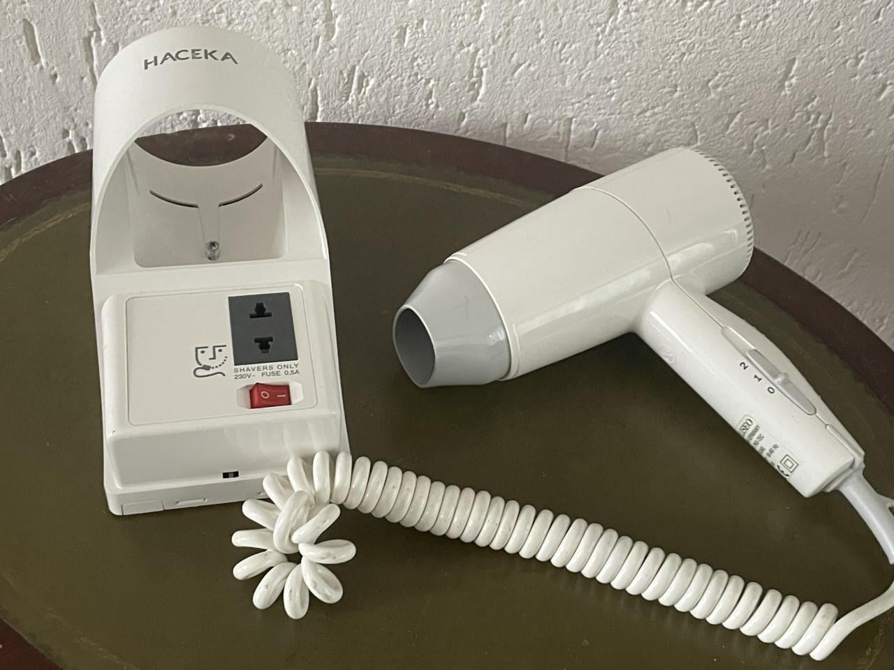 Haceka 1200W wandmontage fohn nieuw ongebruikt