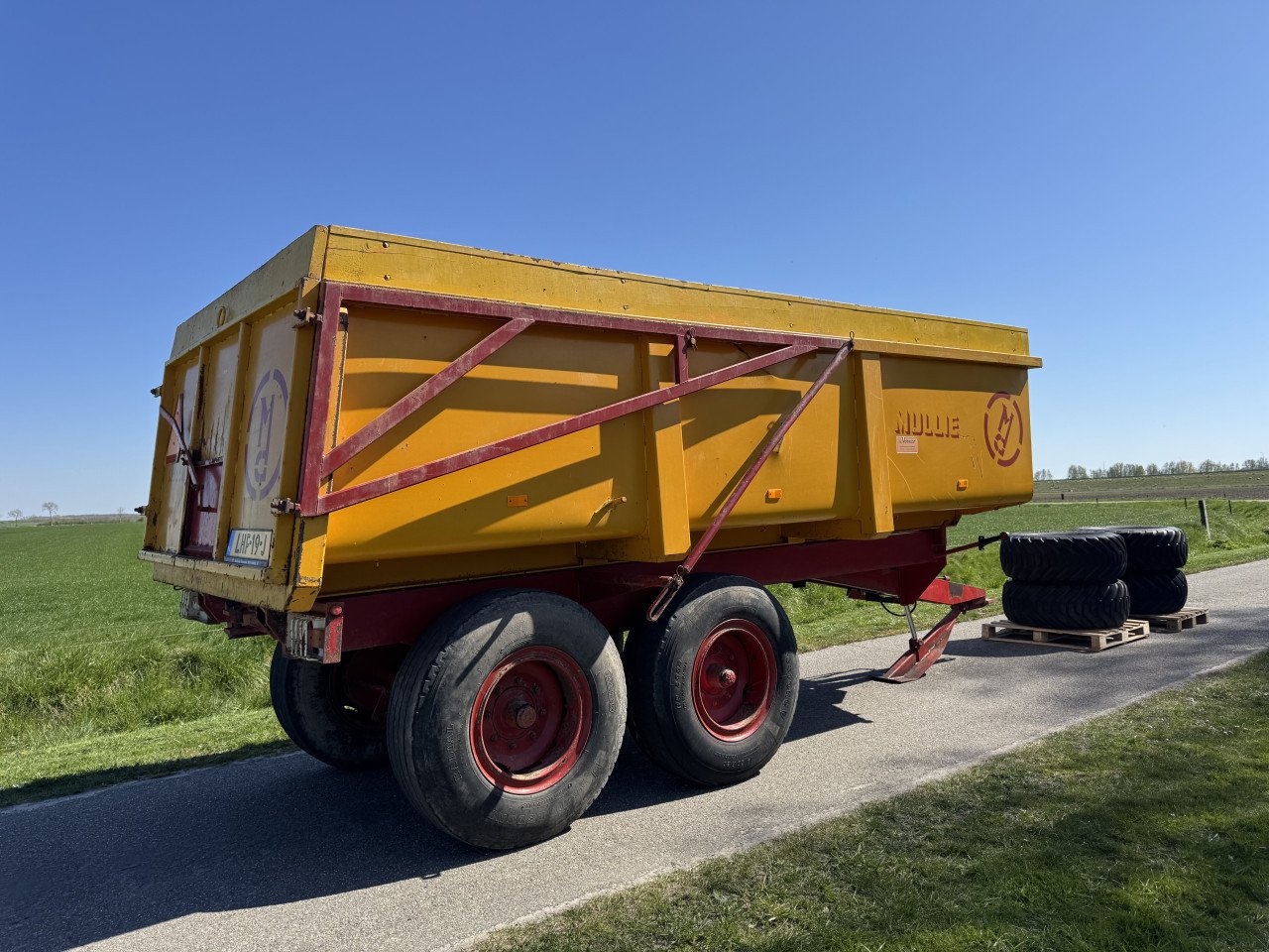 Mullie kipper Bak inhoud: 12, 54 m3