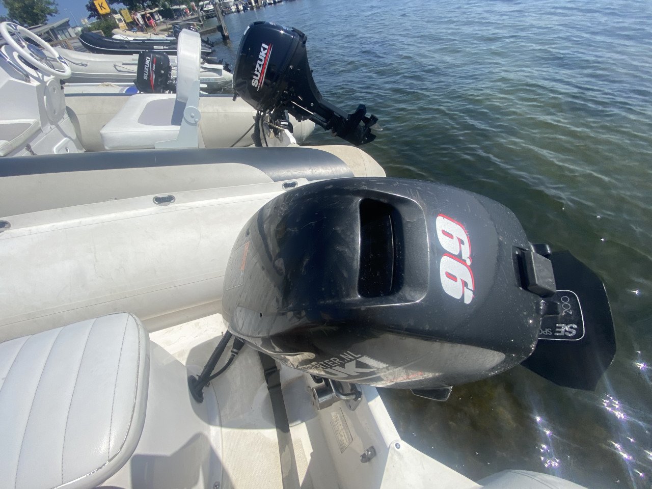 Suzumar 320 Rib met console te Koop!