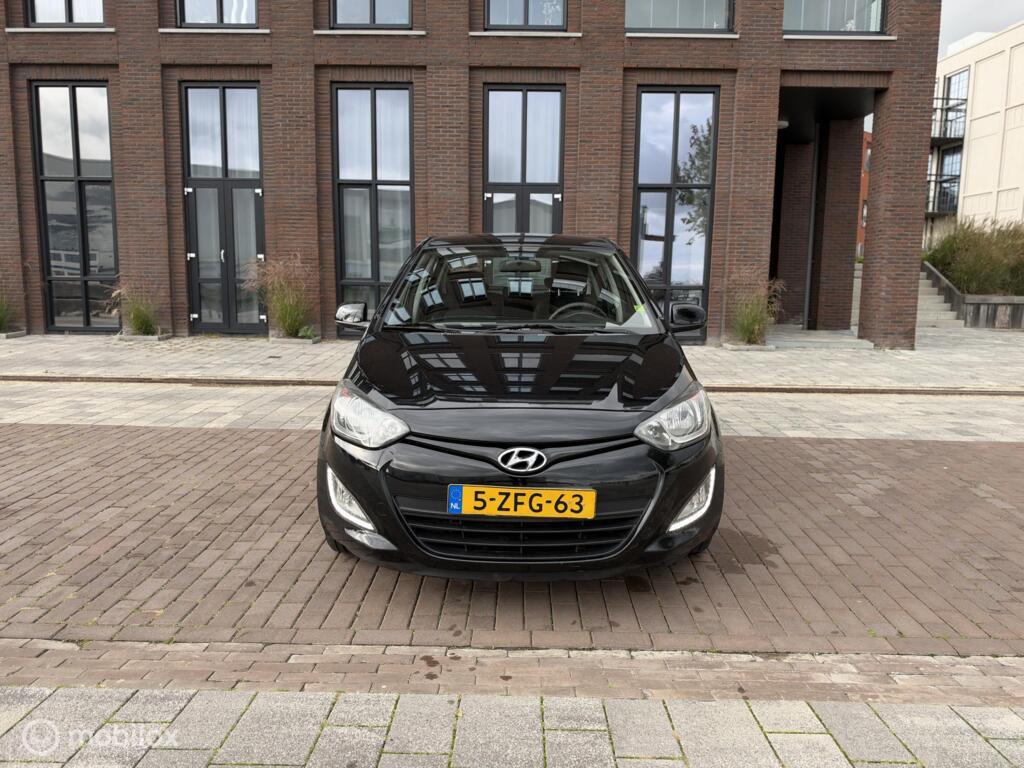 Hyundai i20 1.2i i-Catcher Airco km166.734 Nap 5Deurs BJ2012