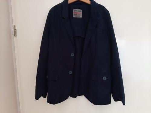 Colbert, mt 134 donker blauw