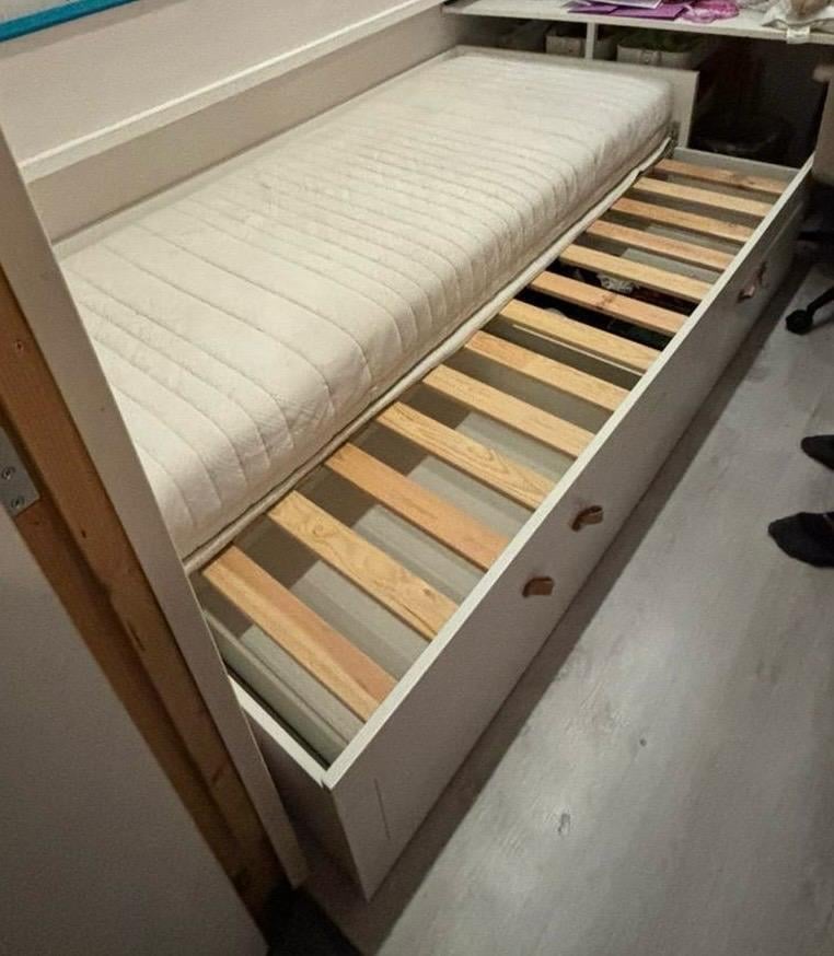 Ikea Brimnes een persoonsbed met logeer/uitschuifbed