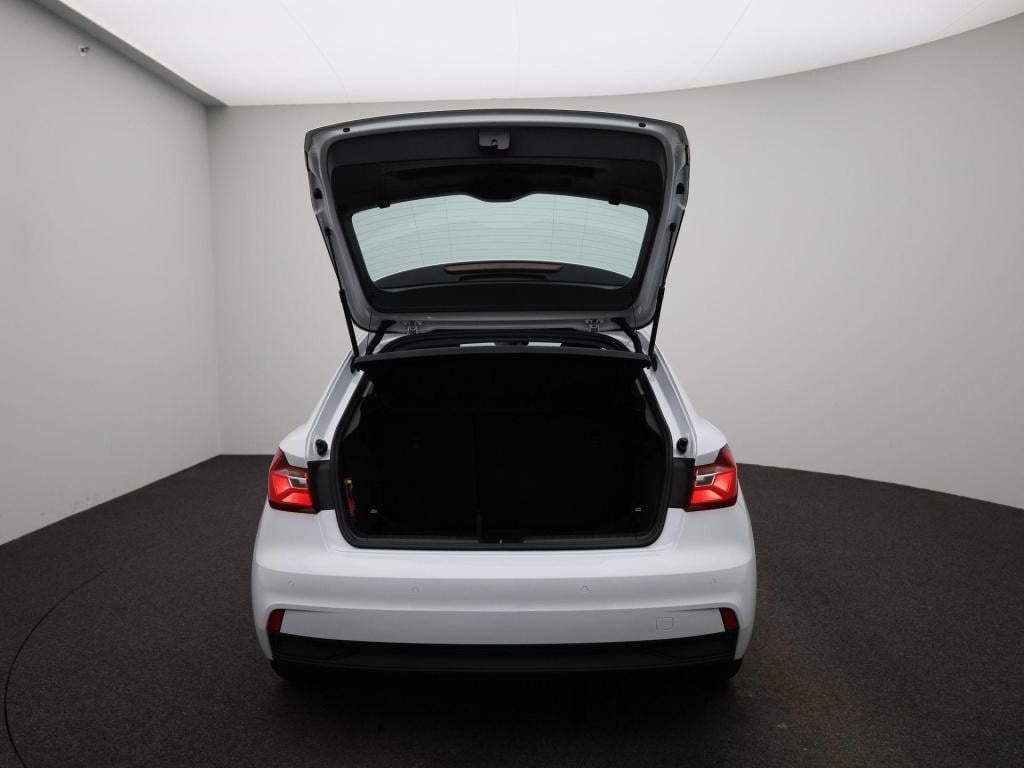 Audi A1 Sportback 1.0 25 tfsi 70kw attraction | virtual cockpit | apple car