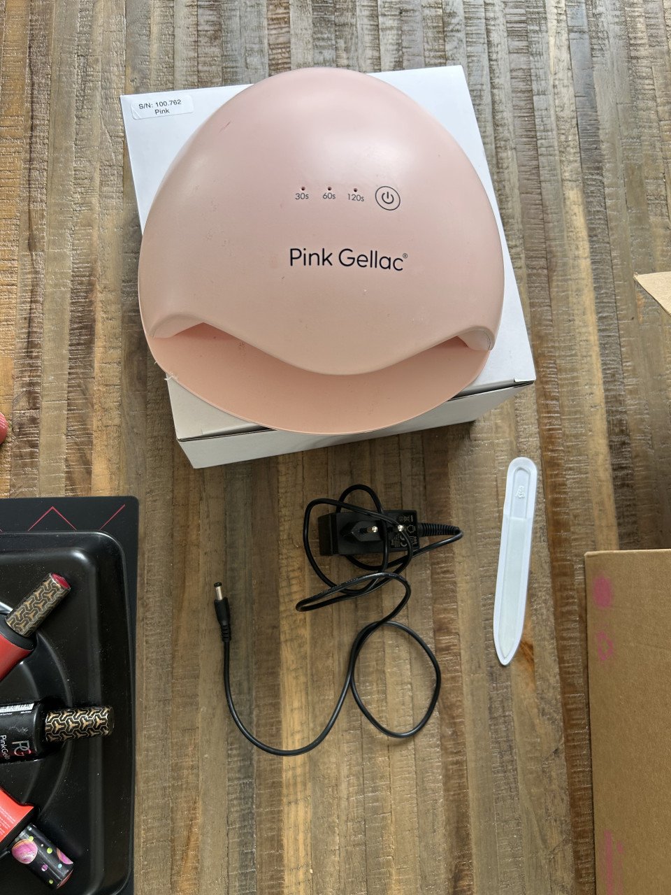 Pink gellac