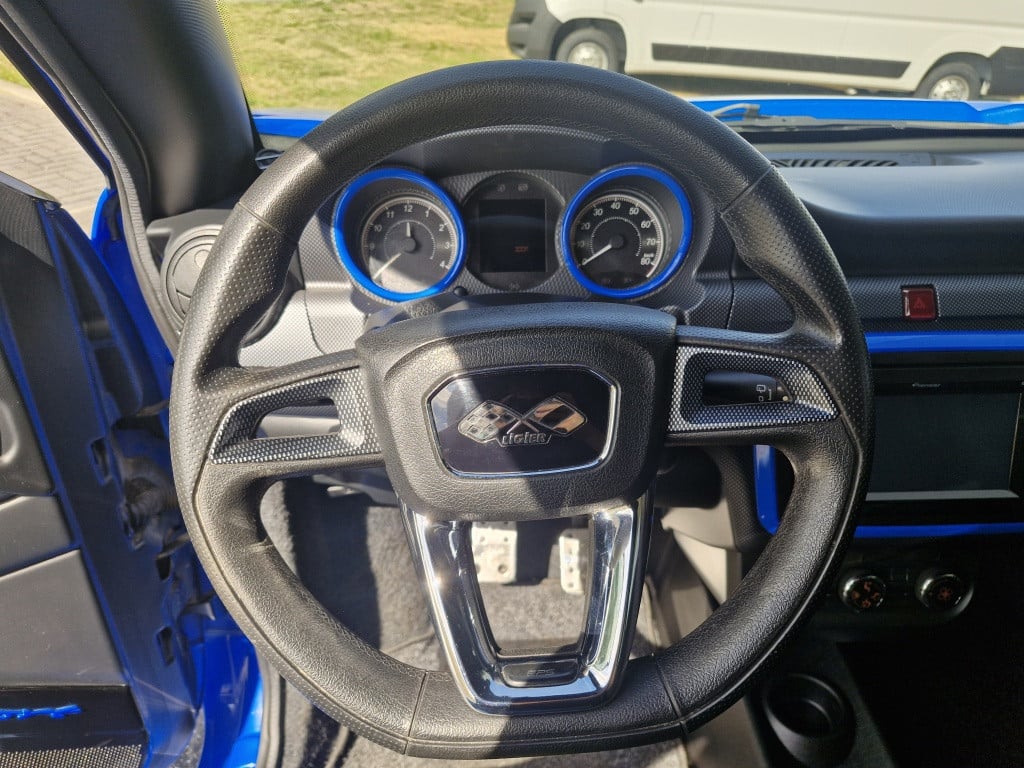 Ligier Js60 brommobiel sport sun